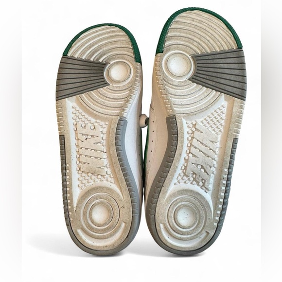 Nike Gamma Force Malachite White Green Women's Sneakers DX9176-106 Size 7 - Picture 5 of 10